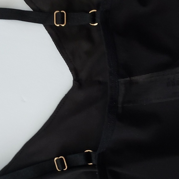 F21 Mesh Ruched Bodysuit - Picture 10 of 12